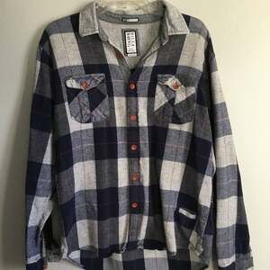 Billabong 100% cotton Navy & Grey Plaid Flannel Shirt Long Sleeve Large Y2K
